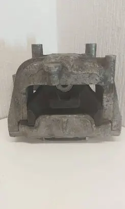 Audi A3 S3 8P Engine mount bracket g2579100