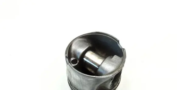 BMW 3 E90 E91 Piston 