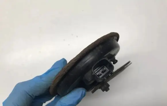 Hyundai Santa Fe Horn signal 28R000033