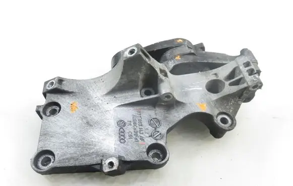 Volkswagen Golf Plus Generator/alternator bracket 038903143AF