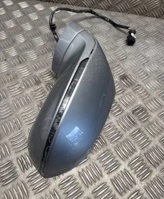 Audi A7 S7 4G Front door electric wing mirror LY7G