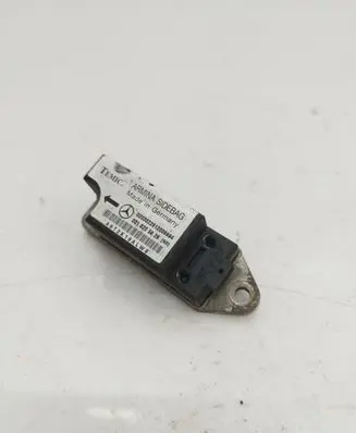 Mercedes-Benz A W168 Airbag deployment crash/impact sensor 0018205626 A6T2K18ALW8