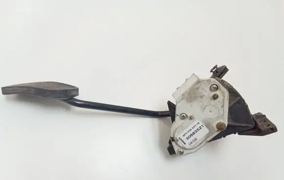 Volvo XC90 Accelerator throttle pedal 30683521