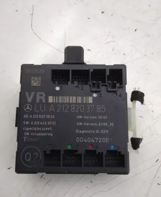 Mercedes-Benz C W204 Door control unit/module A2128203785