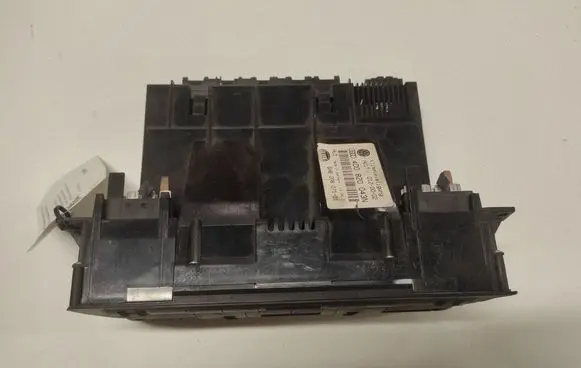 Audi A8 S8 D2 4D Climate control unit 4D0820043N 5HB00807101