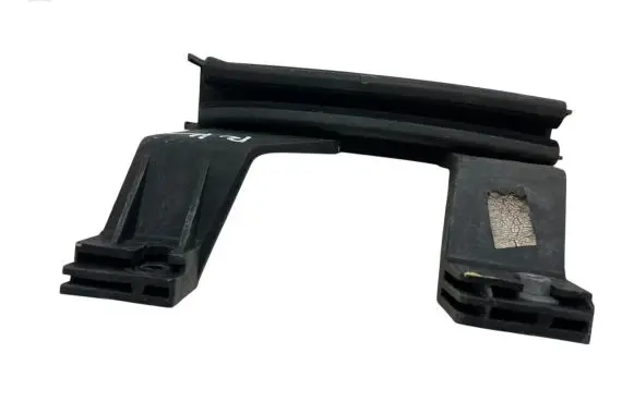 Citroen DS5 Front door windshield rail 9687060280