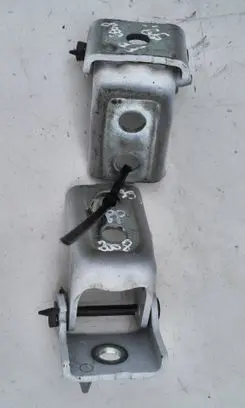 Peugeot 2008 I Front door hinge set 