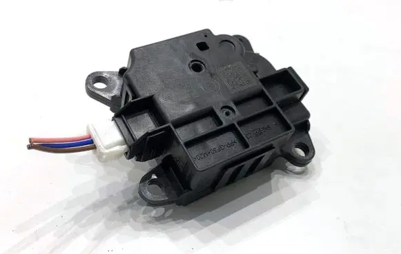 Nissan Qashqai J12 Air flap motor/actuator 277326RF1A