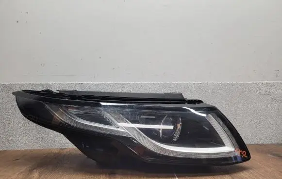 Land Rover Range Rover Evoque L538 Headlight/headlamp