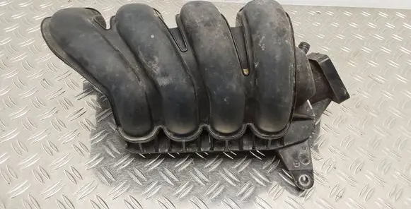 Toyota Corolla Verso AR10 Intake manifold