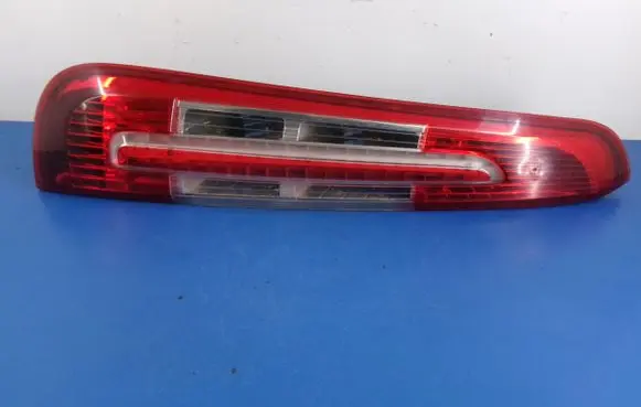 Ford Grand C-MAX Rear/tail lights