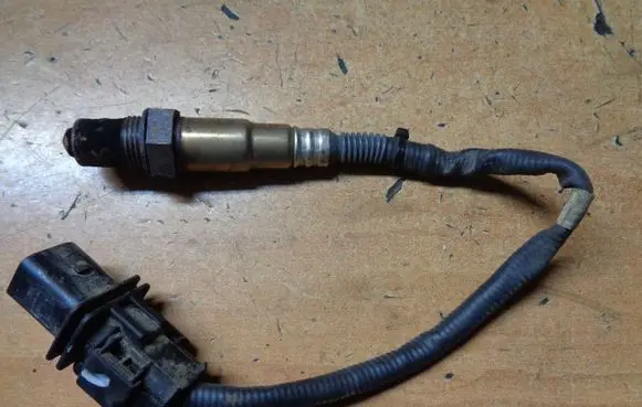 Peugeot 2008 I Lambda probe sensor 9687161080