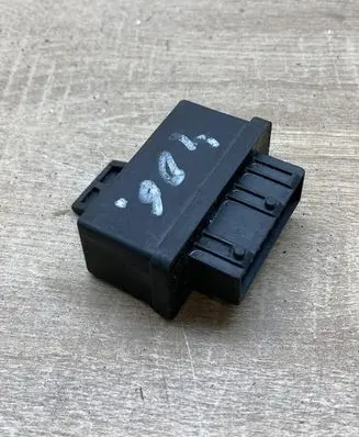 Opel Astra H Fuel pump relay 240107