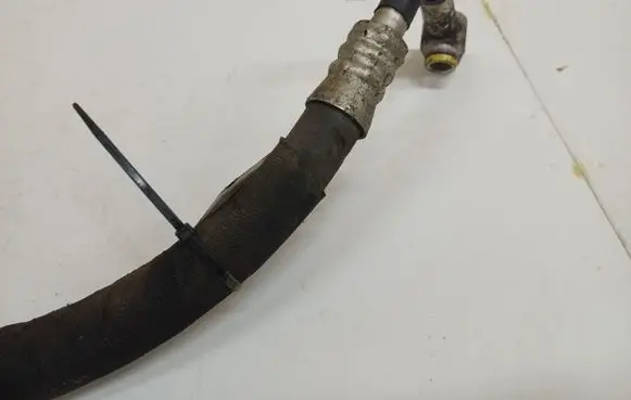 Audi A6 S6 C6 4F Air conditioning (A/C) pipe/hose 
