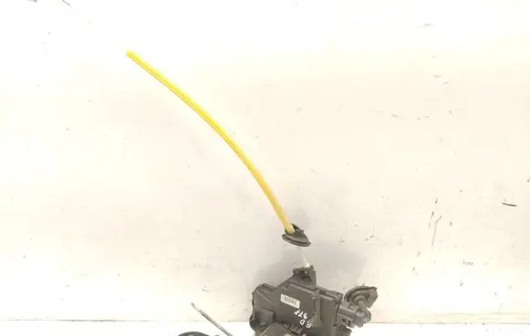 Audi A2 Front door lock 8Z1837016E