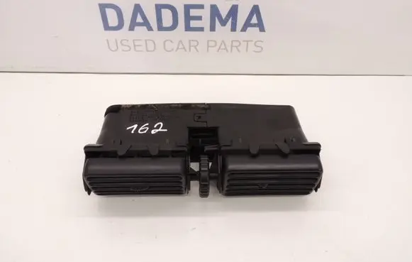 Toyota Avensis T220 Dash center air vent grill D162