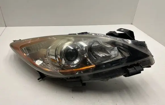 Mazda 3 II Headlight/headlamp BDG751030