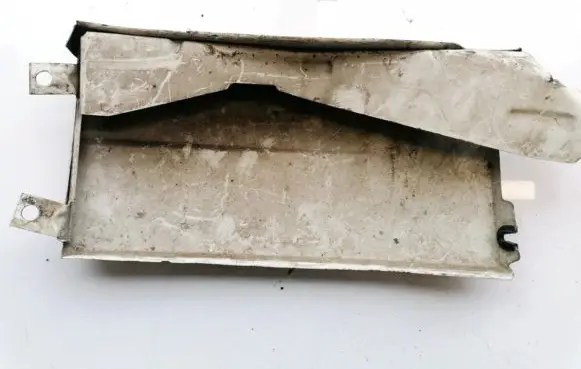 Under headlight/headlamp trim