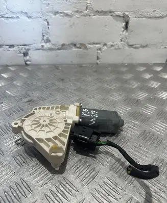 Mercedes-Benz S C217 Rear door window regulator motor A55382110