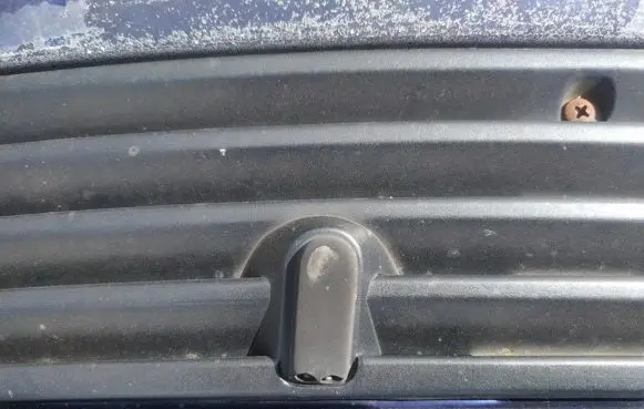 Volkswagen Transporter - Caravelle T4 Windshield washer spray nozzle 