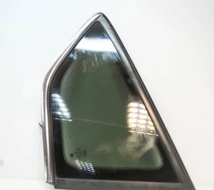 Ford Kuga II Rear vent window glass E143R001604