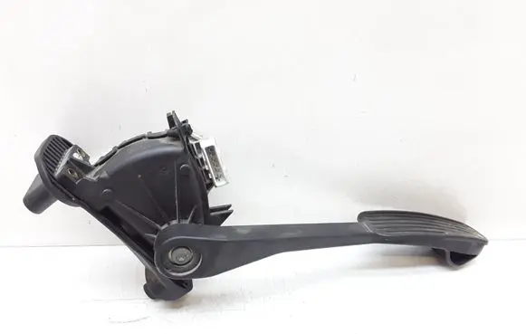 Volvo S60 Accelerator throttle pedal 6PV00853700 30666660