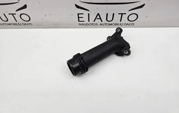 Engine coolant pipe/hose