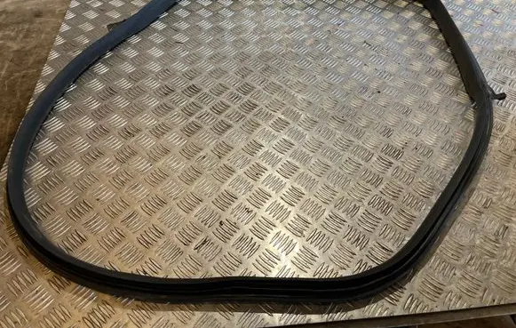 Maserati Ghibli Rubber seal rear door 72340