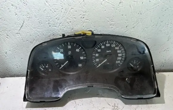 Opel Zafira A Speedometer (instrument cluster) 24461749JB