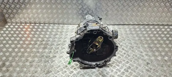 Volkswagen PASSAT B5 Manual 5 speed gearbox S25147093 DCN