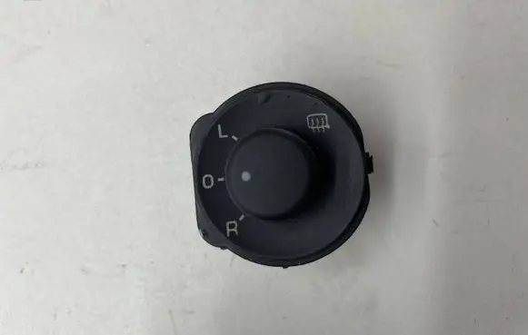 Skoda Octavia Mk2 (1Z) Wing mirror switch 1z1959565a
