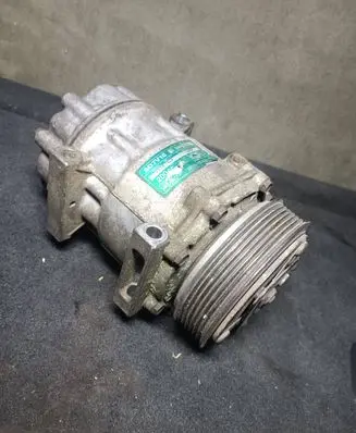 Volvo V50 Air conditioning (A/C) compressor (pump) 3M5H19D629HC
