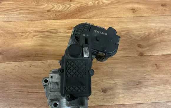 Volvo V70 Throttle valve 8692720 08W076 0281002701