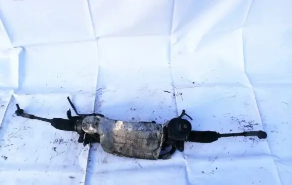 Volkswagen Golf V Steering rack rhd