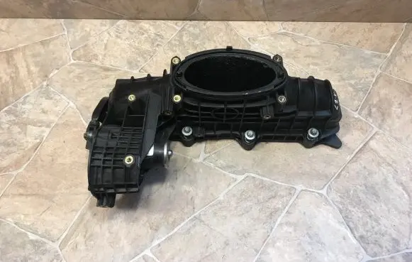 Mercedes-Benz E W212 Intake manifold A6510900037