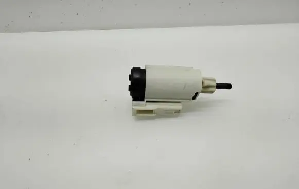 Volkswagen Transporter - Caravelle T5 Clutch pedal sensor 8E0927189B