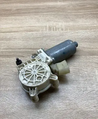 BMW X5 E70 Rear door window regulator motor 6967261