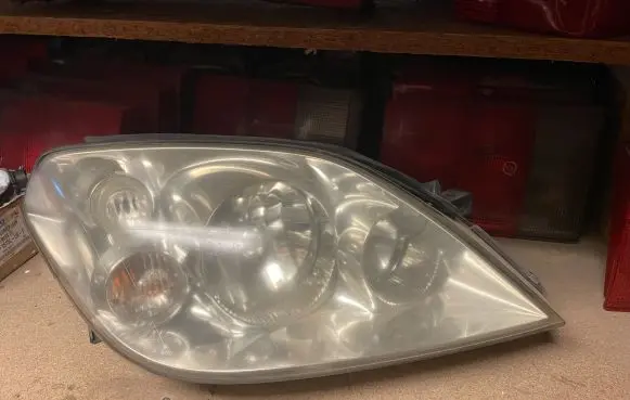 Nissan Primera Headlight/headlamp 1EJ23801002 26010AU800