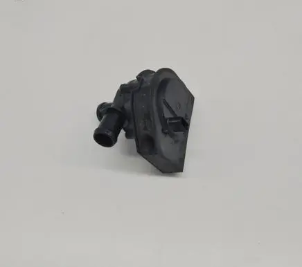 Volkswagen PASSAT B8 Electric auxiliary coolant/water pump 5Q0965567