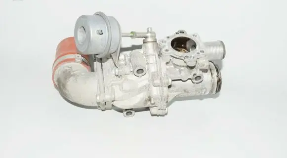 Land Rover Discovery 4 - LR4 EGR valve 9H206C860DF