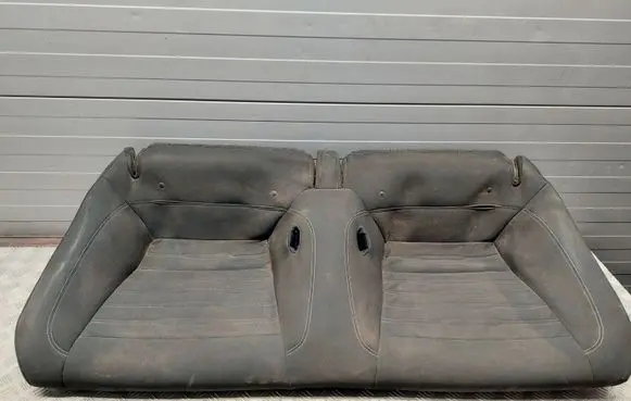 Ford Mustang VI Rear seat 