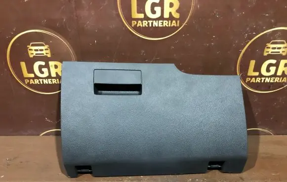 Volkswagen Touran I Front trunk storage compartment 