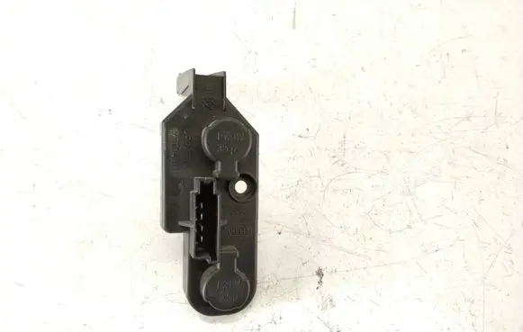 Ford Galaxy Tail light bulb cover holder 17701401