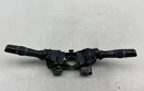 Wiper turn signal indicator stalk/switch