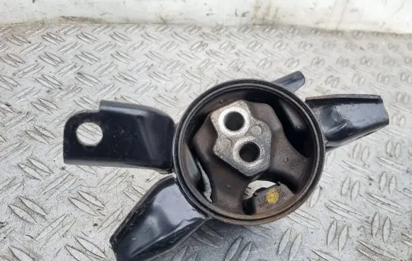 KIA Rio Engine mount bracket 218321W000