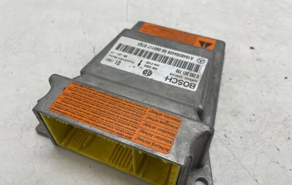 Mercedes-Benz R W251 Airbag control unit/module 0285001739 A1648204426