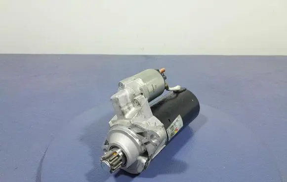 Volkswagen PASSAT B6 Starter motor 0986024360