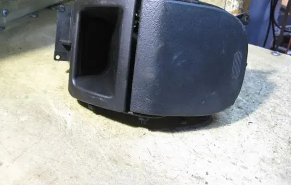 Mercedes-Benz ML W163 Cup holder A1636800358