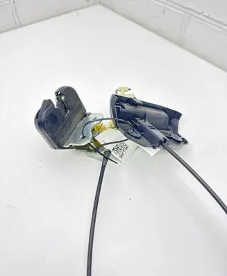 Mercedes-Benz CLK A209 C209 Seat back rest lock catch A2039200372