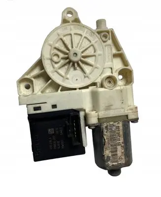 Renault Megane III Rear door window regulator motor 827310185R